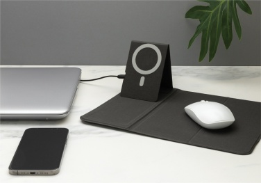 Logo trade advertising products picture of: Artic Magnetic 10W wireless charging phonestand